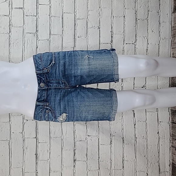 American Eagle Low Rise Distressed Denim Bermuda Short in Medium Blue Wash - Picture 1 of 17